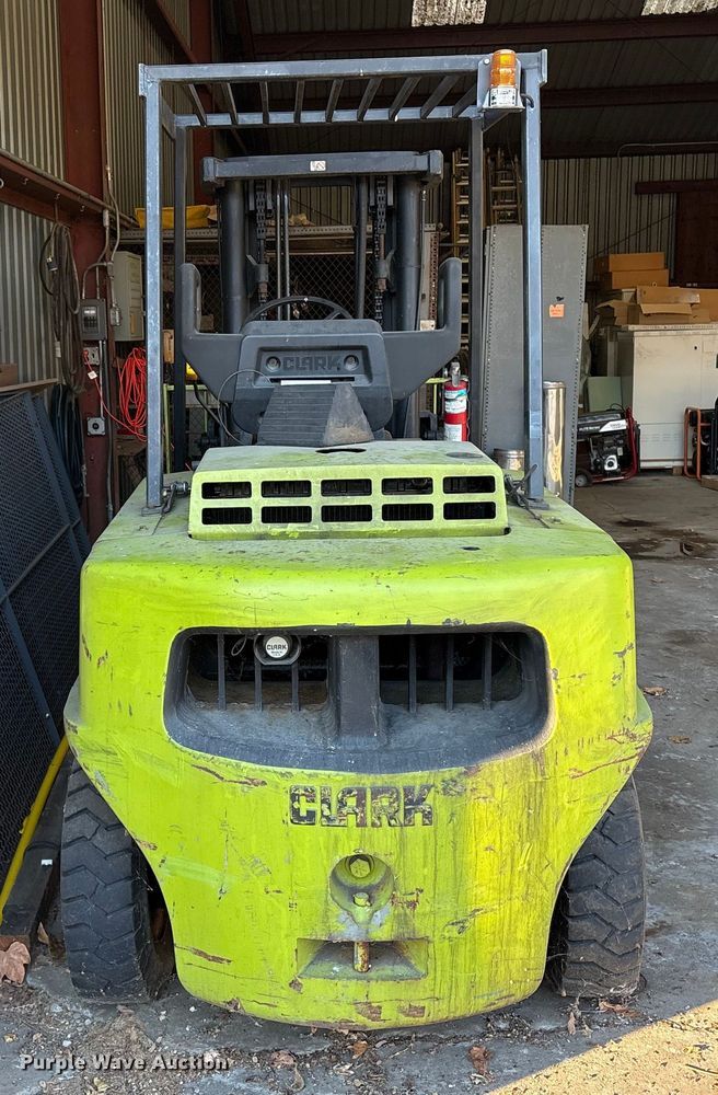 image for item DT2777 Clark C500-YS80 forklift