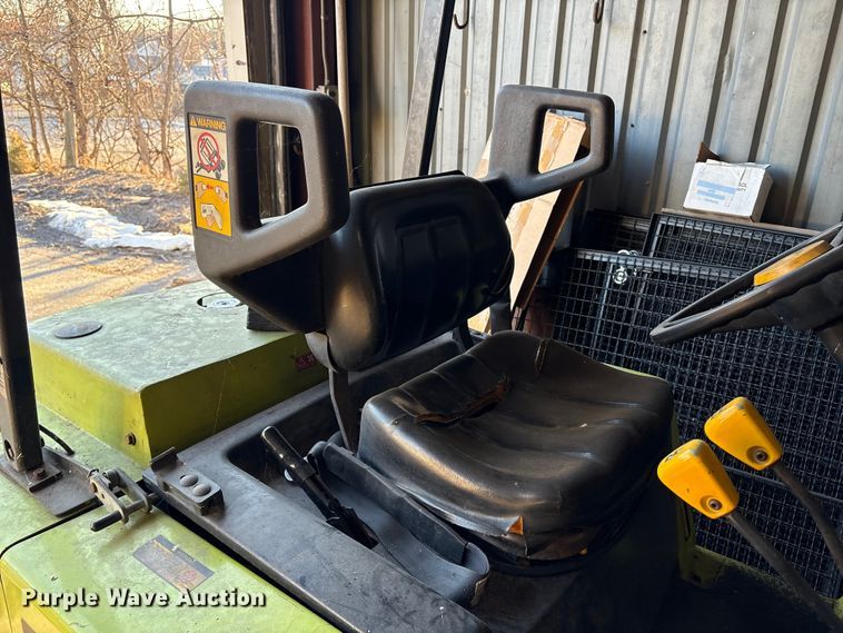 image for item DT2777 Clark C500-YS80 forklift