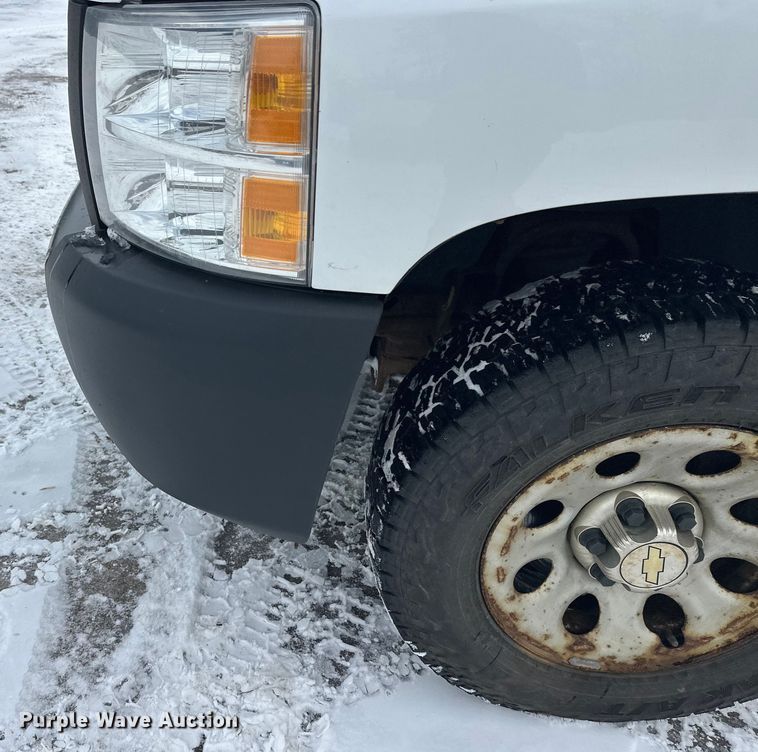 image for item DT6495 2012 Chevrolet Silverado 1500 pickup truck