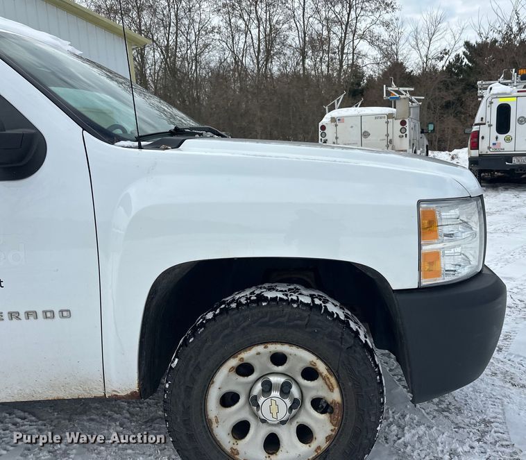 image for item DT6495 2012 Chevrolet Silverado 1500 pickup truck