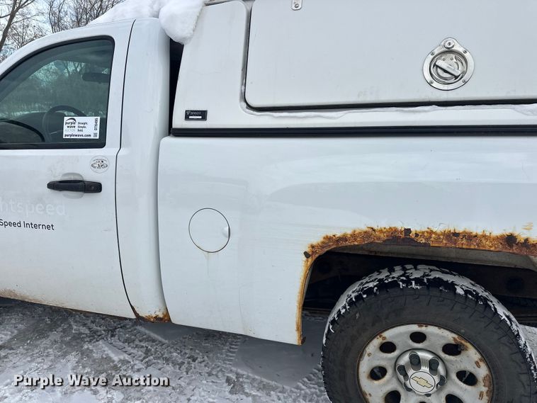 image for item DT6495 2012 Chevrolet Silverado 1500 pickup truck