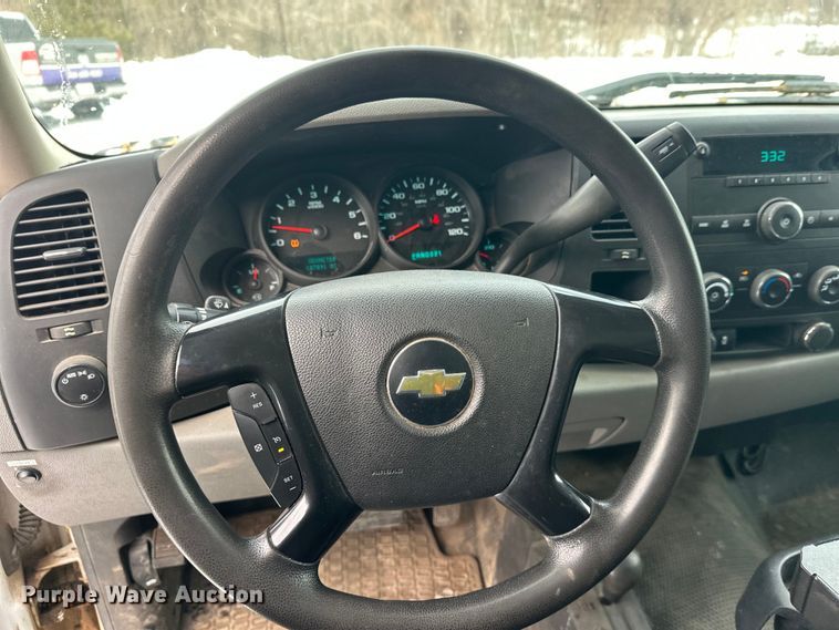 image for item DT6495 2012 Chevrolet Silverado 1500 pickup truck