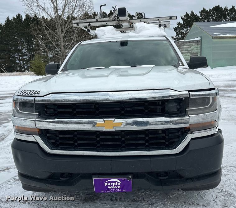 image for item DT6496 2016 Chevrolet Silverado 1500 pickup truck