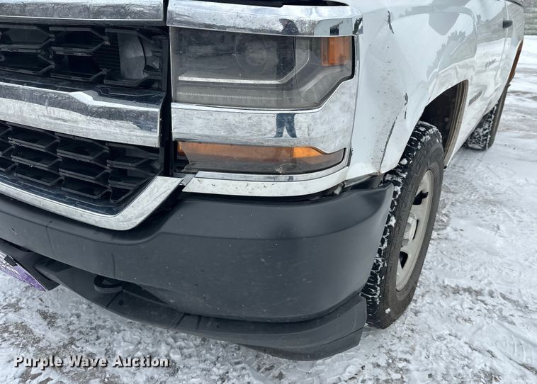 image for item DT6496 2016 Chevrolet Silverado 1500 pickup truck