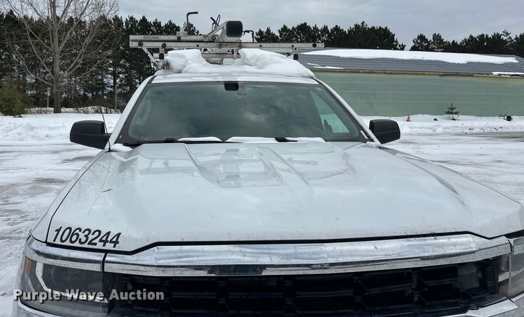 image for item DT6496 2016 Chevrolet Silverado 1500 pickup truck