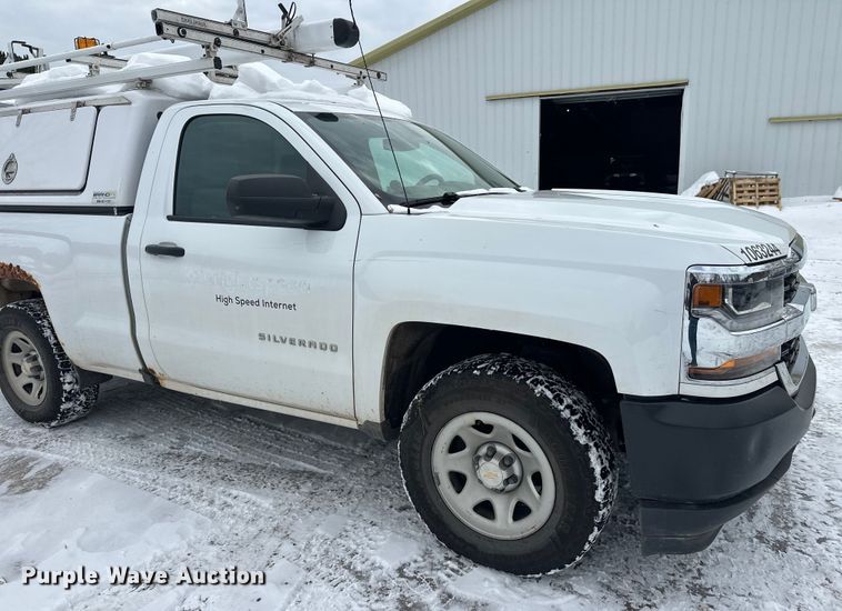 image for item DT6496 2016 Chevrolet Silverado 1500 pickup truck