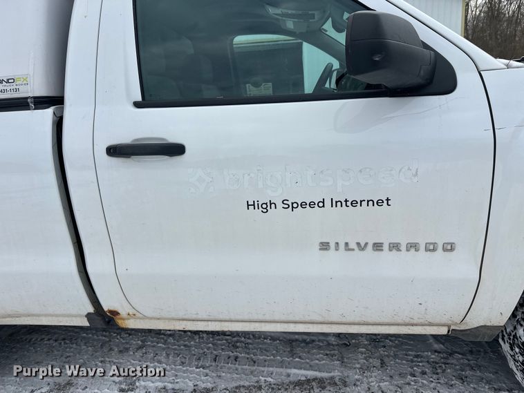 image for item DT6496 2016 Chevrolet Silverado 1500 pickup truck