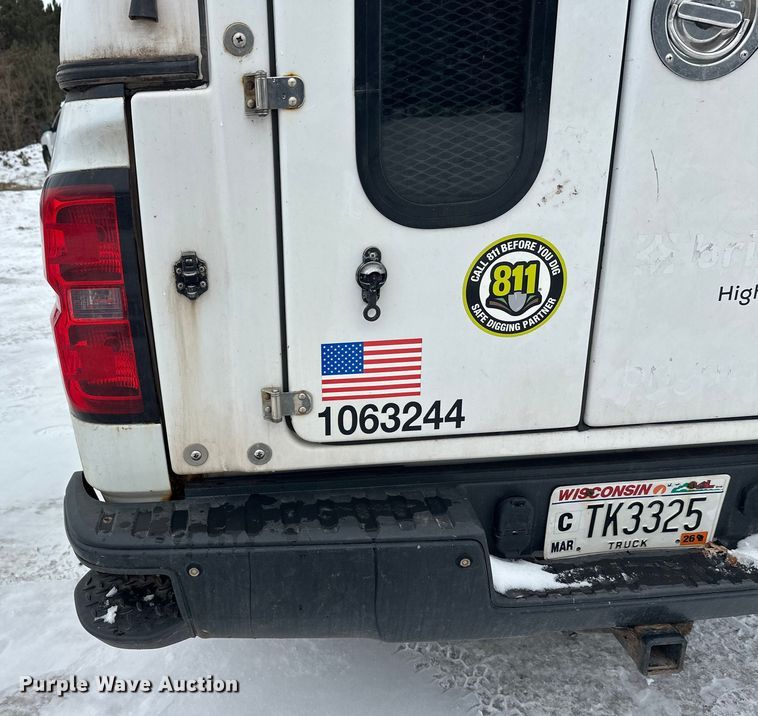 image for item DT6496 2016 Chevrolet Silverado 1500 pickup truck