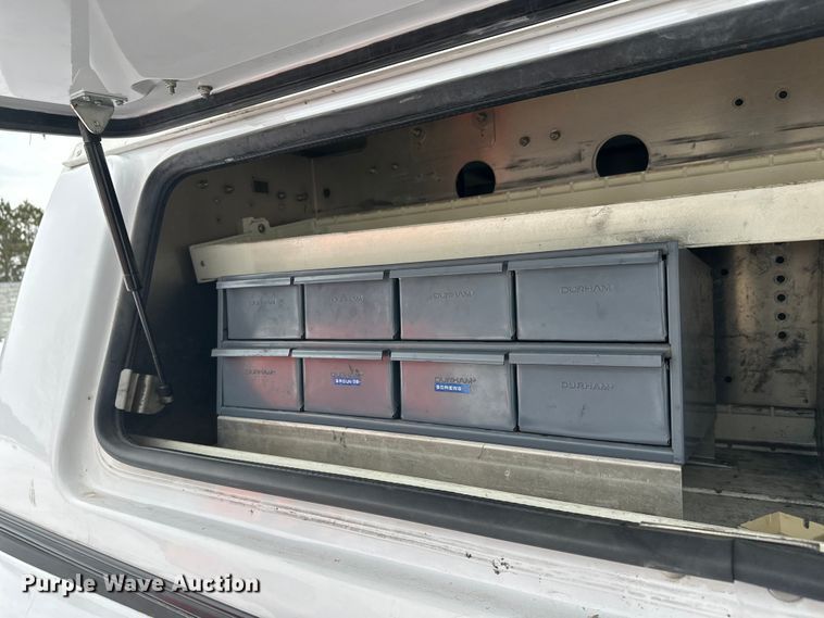 image for item DT6496 2016 Chevrolet Silverado 1500 pickup truck