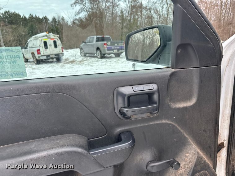 image for item DT6496 2016 Chevrolet Silverado 1500 pickup truck