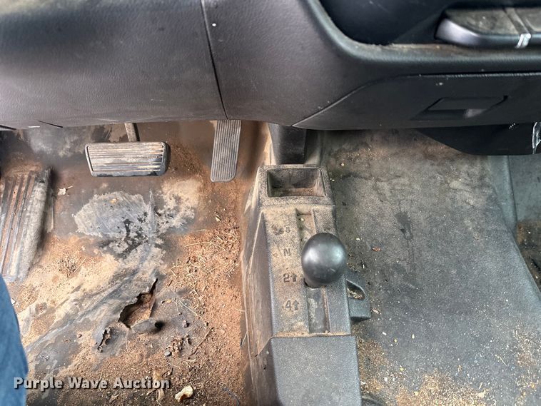 image for item DT6496 2016 Chevrolet Silverado 1500 pickup truck