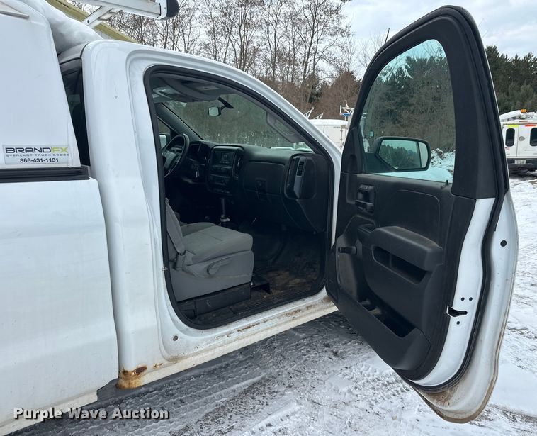 image for item DT6496 2016 Chevrolet Silverado 1500 pickup truck