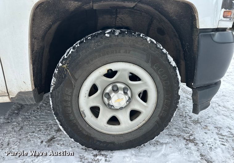 image for item DT6496 2016 Chevrolet Silverado 1500 pickup truck