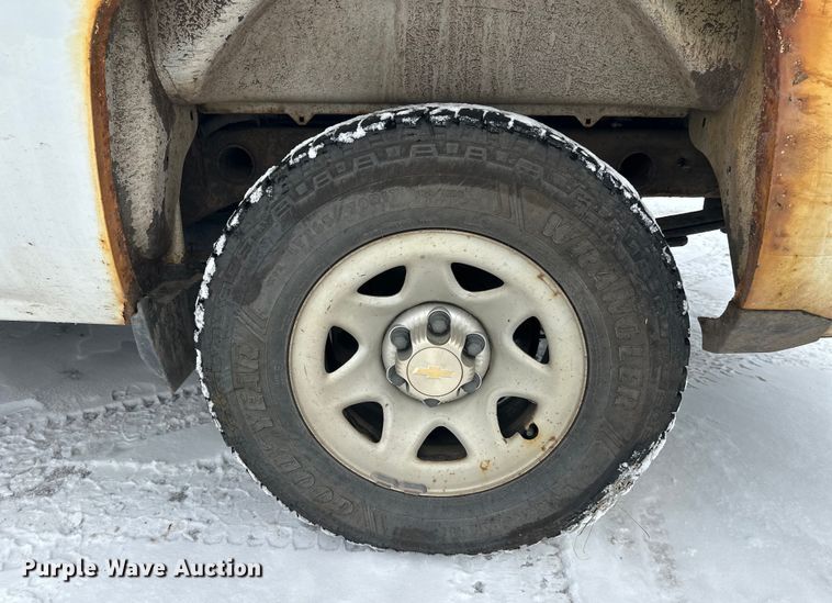 image for item DT6496 2016 Chevrolet Silverado 1500 pickup truck