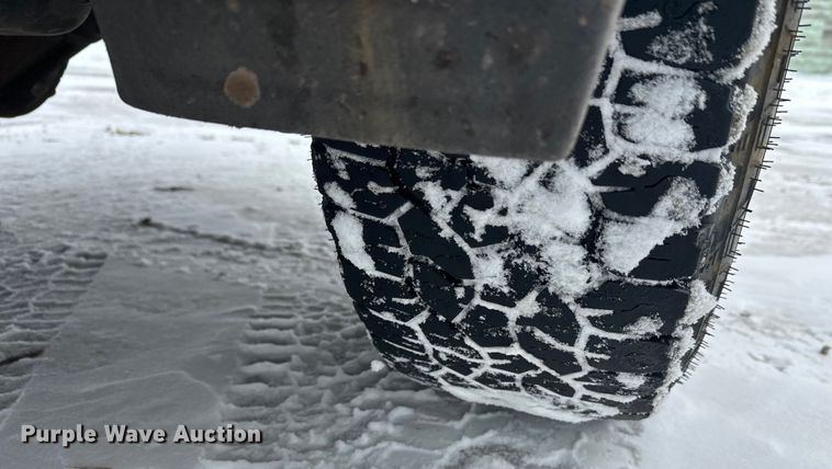 image for item DT6496 2016 Chevrolet Silverado 1500 pickup truck