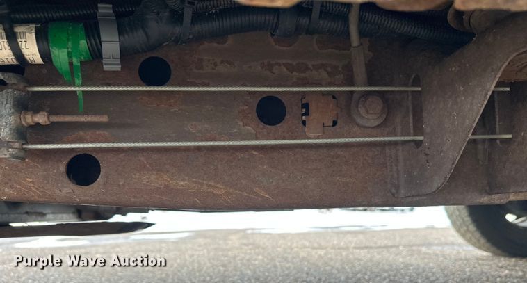 image for item DT6498 2013 Chevrolet Silverado 1500 pickup truck