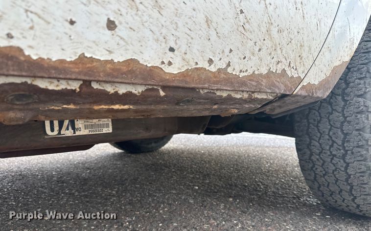 image for item DT6498 2013 Chevrolet Silverado 1500 pickup truck