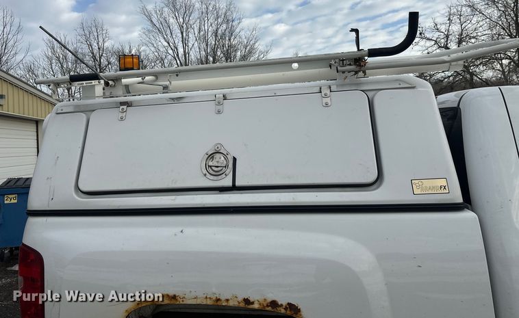 image for item DT6498 2013 Chevrolet Silverado 1500 pickup truck