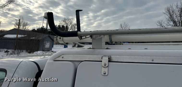 image for item DT6498 2013 Chevrolet Silverado 1500 pickup truck