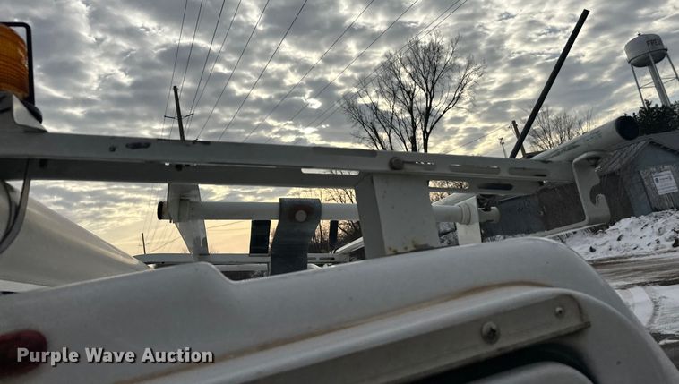 image for item DT6498 2013 Chevrolet Silverado 1500 pickup truck