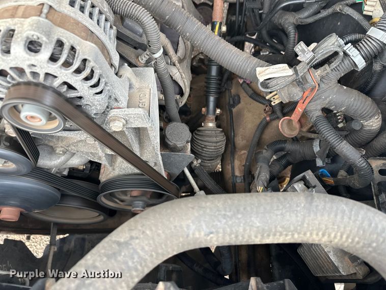 image for item DT6498 2013 Chevrolet Silverado 1500 pickup truck