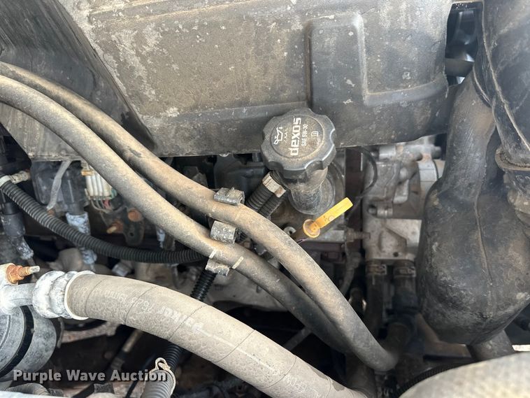 image for item DT6498 2013 Chevrolet Silverado 1500 pickup truck