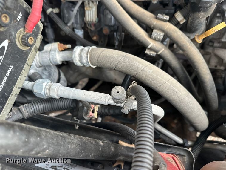 image for item DT6498 2013 Chevrolet Silverado 1500 pickup truck