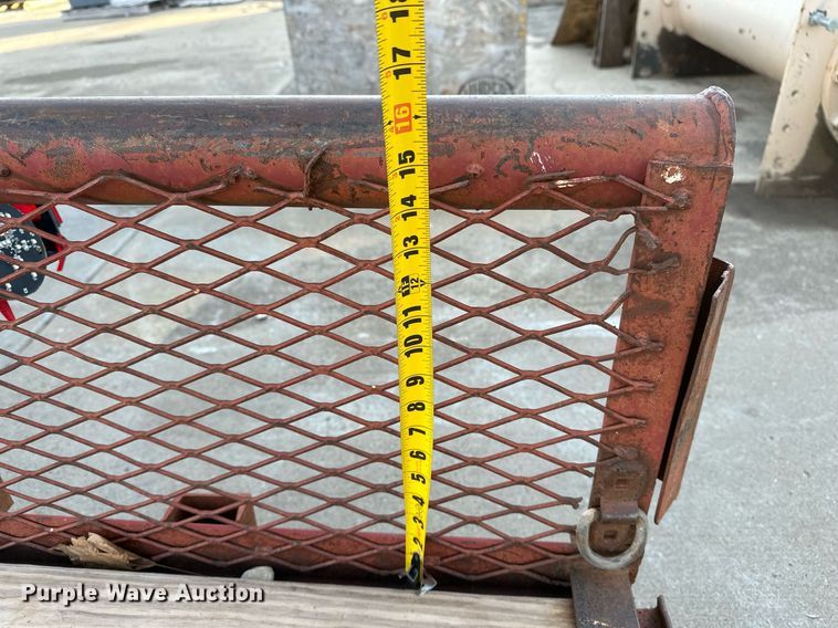 image for item DT6573 2007 C&M utility trailer