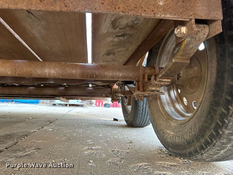 image for item DT6573 2007 C&M utility trailer