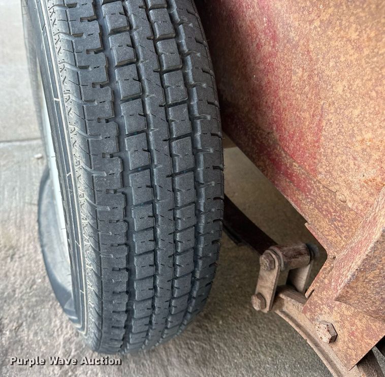 image for item DT6573 2007 C&M utility trailer