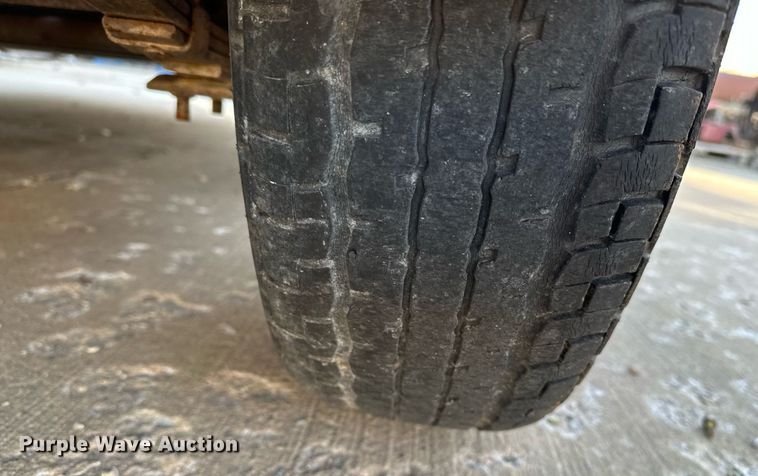 image for item DT6573 2007 C&M utility trailer