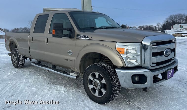 image for item DW4392 2011 Ford F350 Crew Cab pickup truck