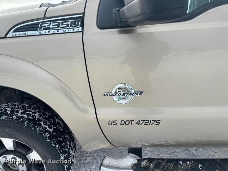 image for item DW4392 2011 Ford F350 Crew Cab pickup truck