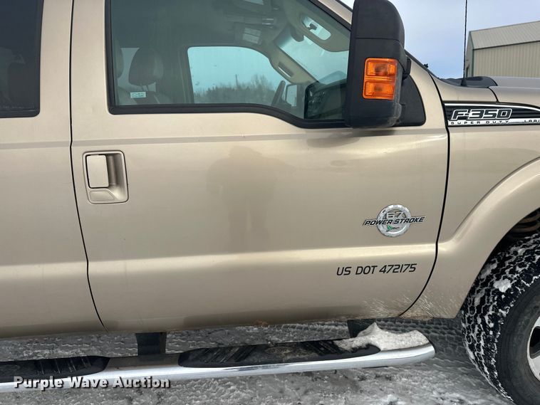 image for item DW4392 2011 Ford F350 Crew Cab pickup truck