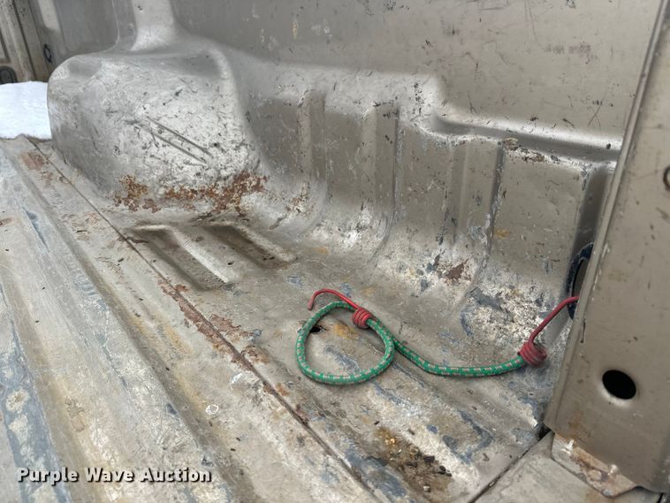 image for item DW4392 2011 Ford F350 Crew Cab pickup truck