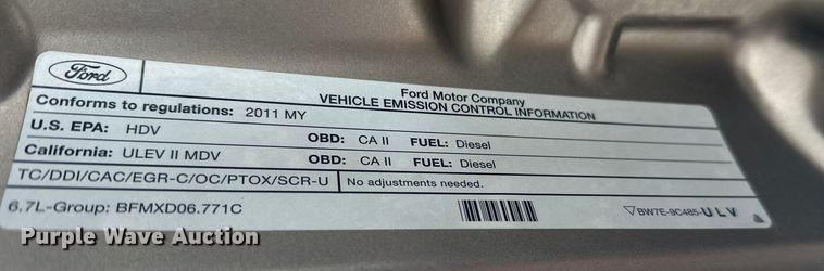 image for item DW4392 2011 Ford F350 Crew Cab pickup truck