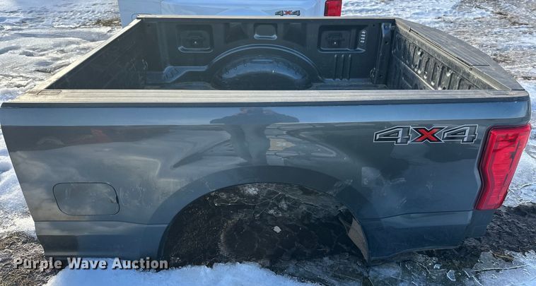 image for item DW4437 Pickup truck bed