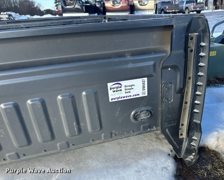 image for item DW4437 Pickup truck bed