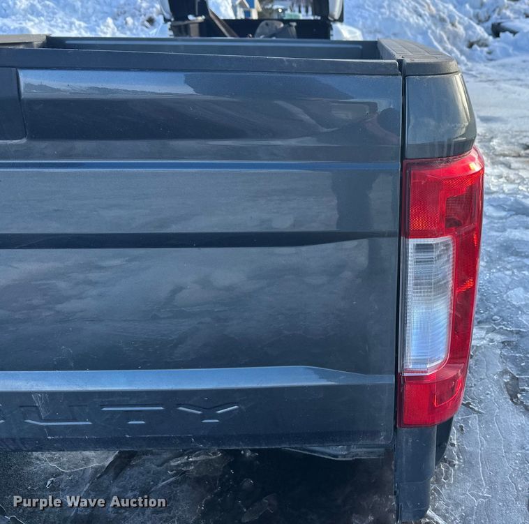 image for item DW4437 Pickup truck bed