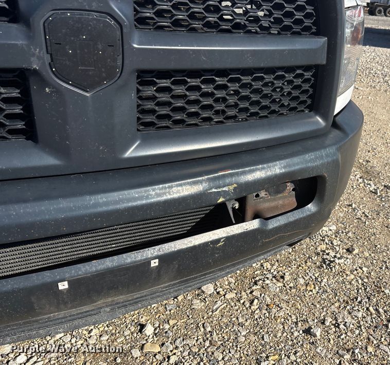 image for item DW7370 2015 RAM 3500 dump flatbed pickup truck