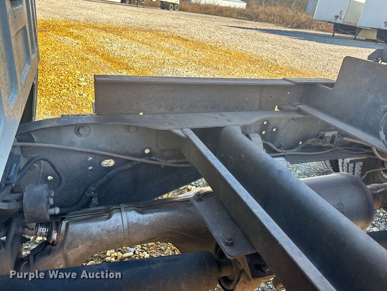 image for item DW7370 2015 RAM 3500 dump flatbed pickup truck