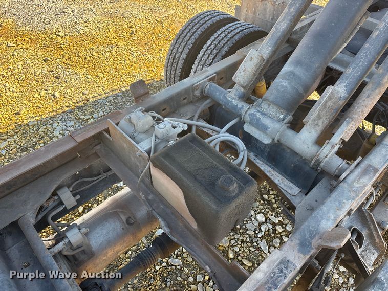 image for item DW7370 2015 RAM 3500 dump flatbed pickup truck