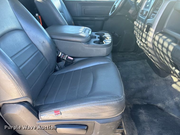 image for item DW7370 2015 RAM 3500 dump flatbed pickup truck