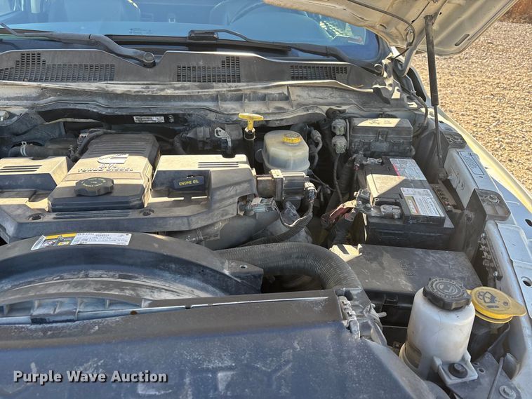 image for item DW7370 2015 RAM 3500 dump flatbed pickup truck