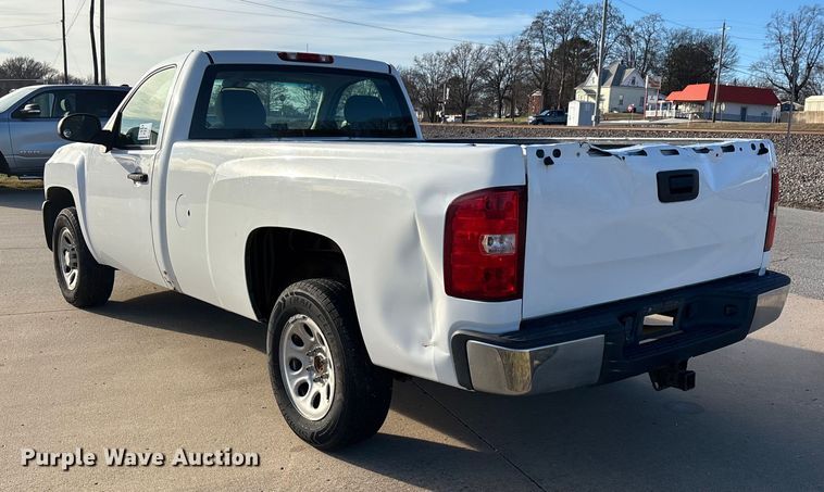 image for item DW7372 2008 Chevrolet Silverado pickup truck