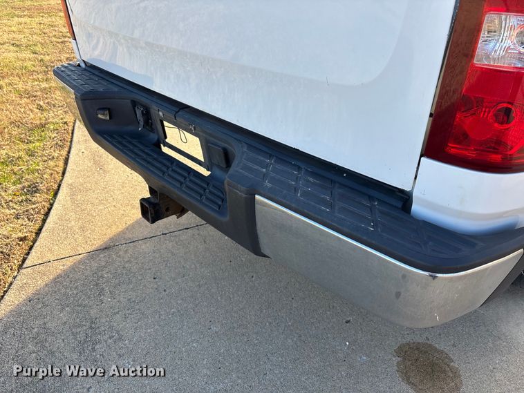 image for item DW7372 2008 Chevrolet Silverado pickup truck