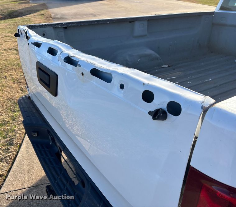 image for item DW7372 2008 Chevrolet Silverado pickup truck