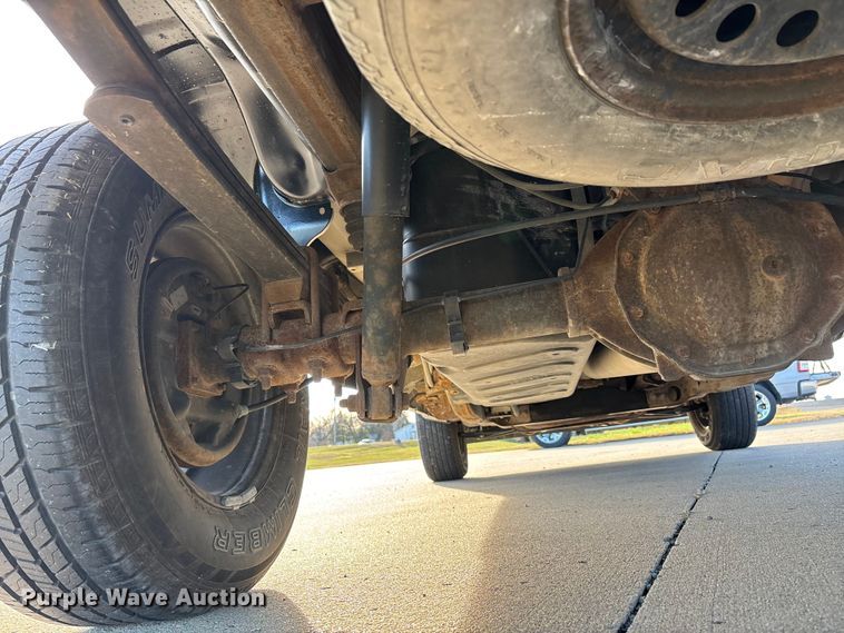 image for item DW7372 2008 Chevrolet Silverado pickup truck