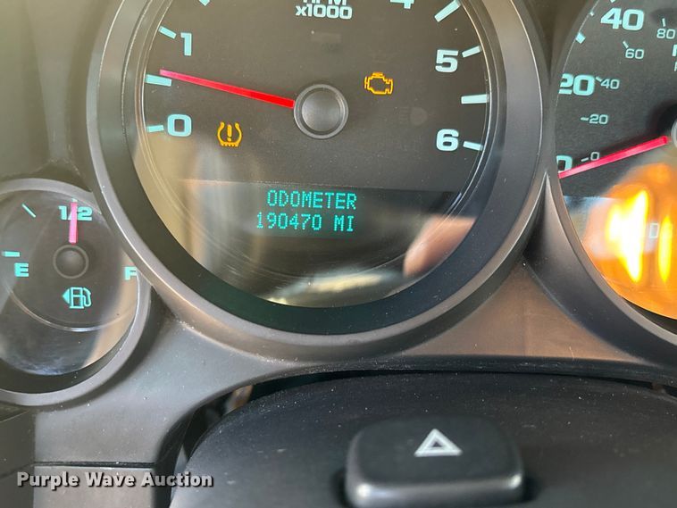 image for item DW7372 2008 Chevrolet Silverado pickup truck