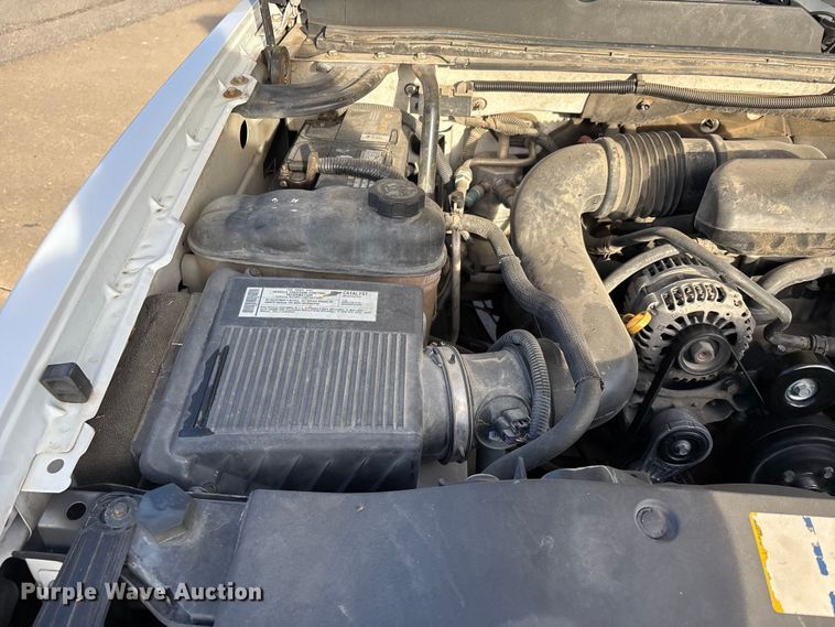 image for item DW7372 2008 Chevrolet Silverado pickup truck